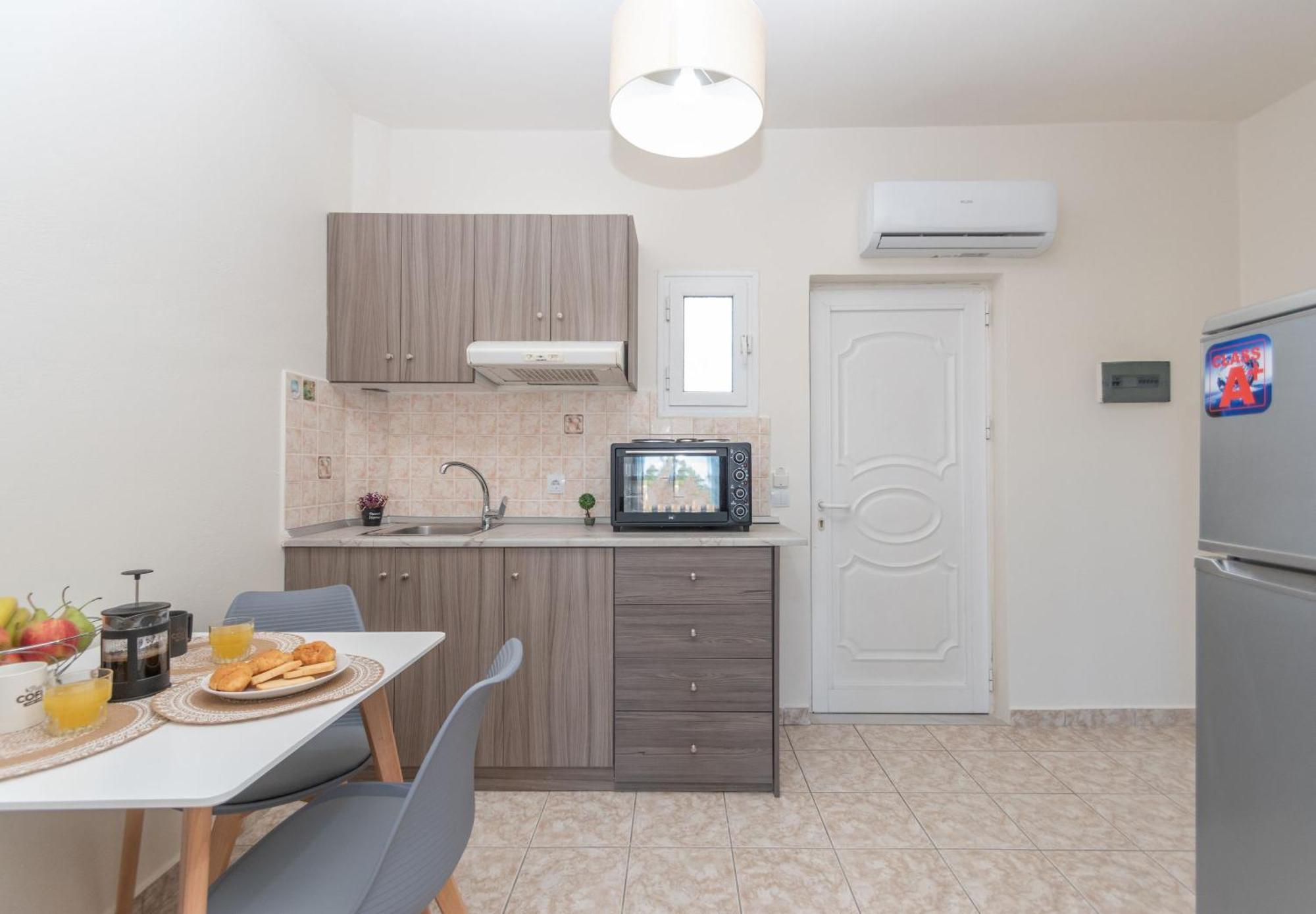 Kamara Apartments Alykanas  Esterno foto